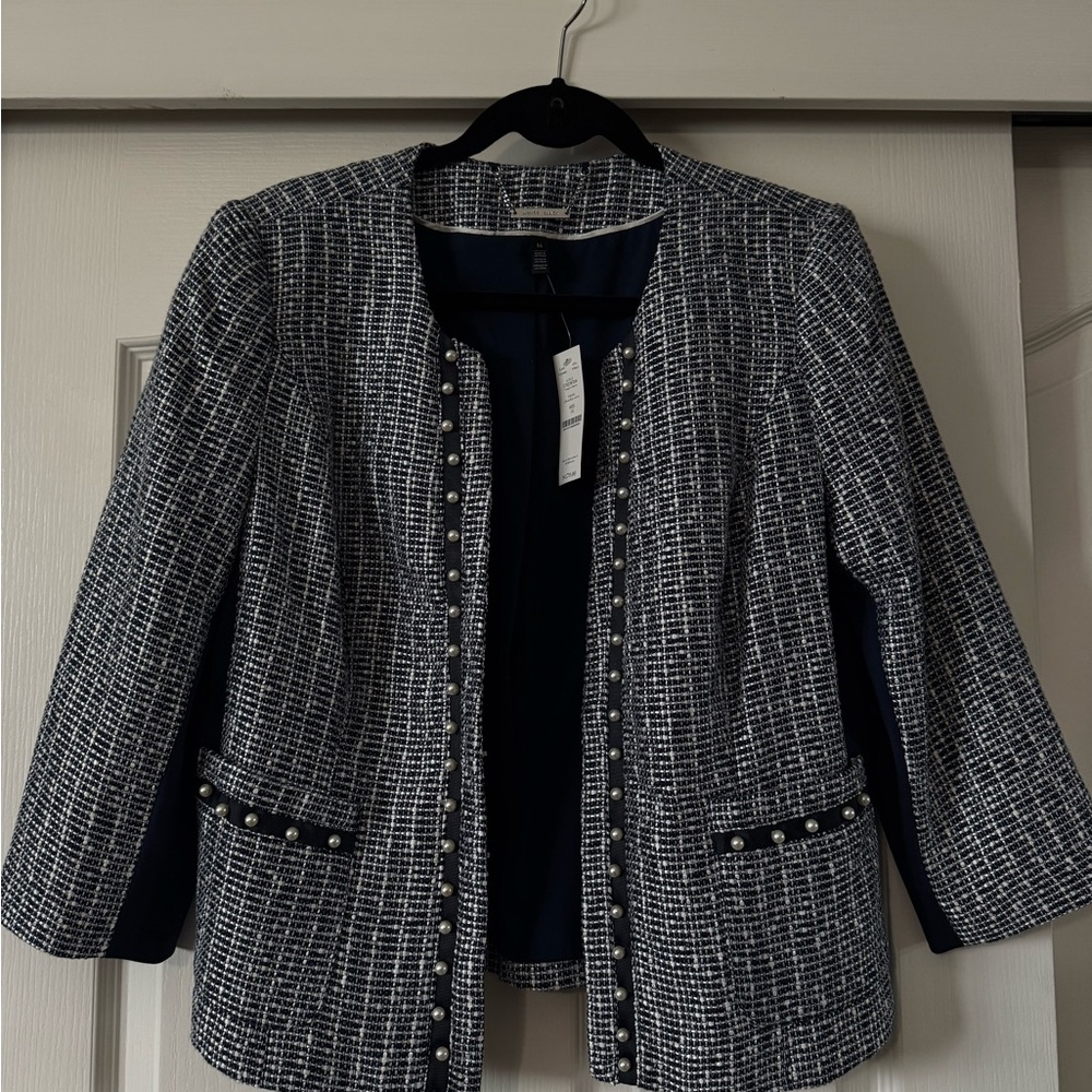 Elegant Navy and White Tweed Jacket